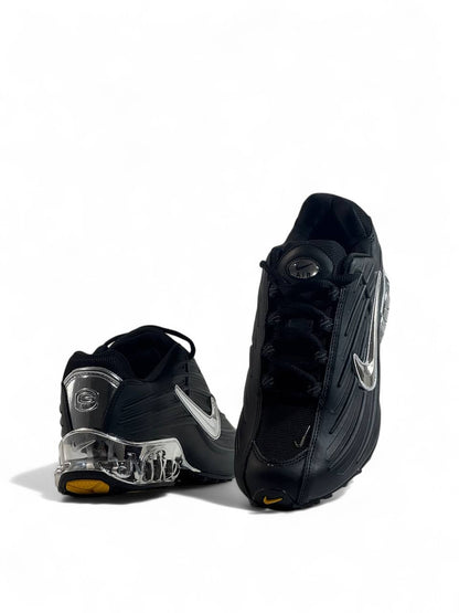 🖤 Nike Shox Black Chrome Edition 👟 | Bold Power. Timeless Style.