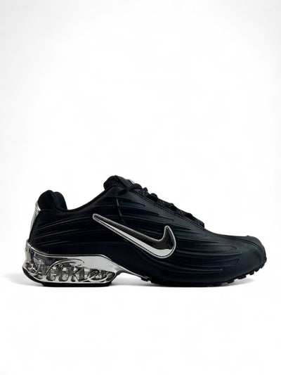 Nike Shox Black Chrome Edition – Bold Power, Timeless Style