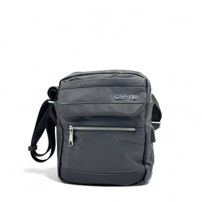 Calvin Klein Black Crossbody Bag – Sleek Nylon Urban Style 🎒✨