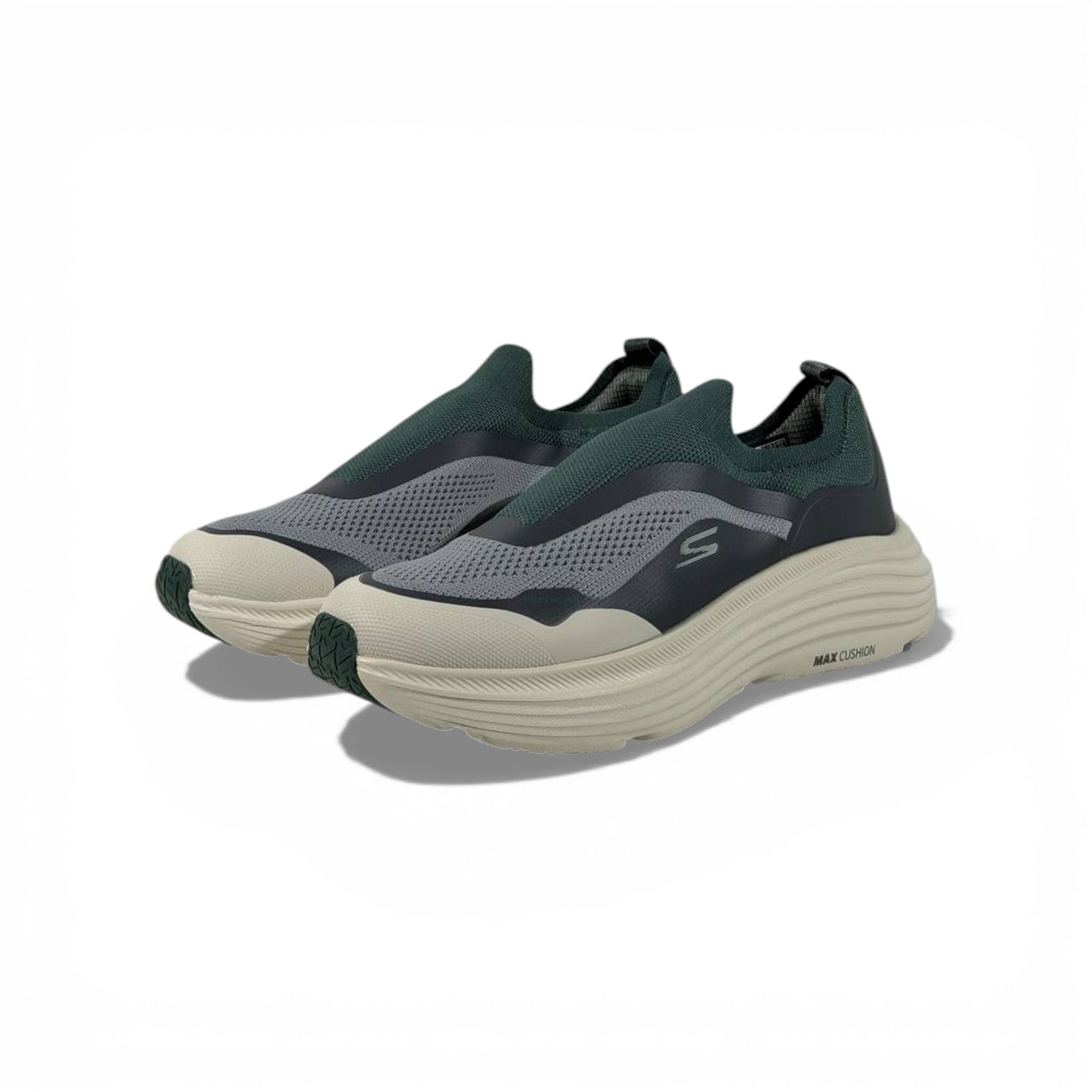 🟢 Skechers Max Cushion Slip-On Sneakers – All-Day Comfort & Sporty Style 👟✨