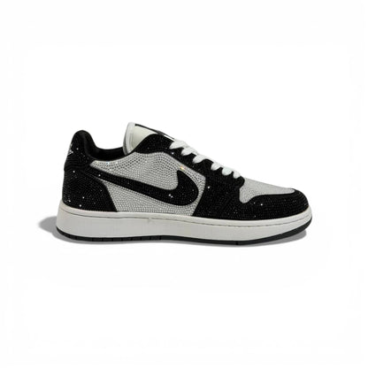 ✨ Nike Crystal Edition Low-Top Sneakers – Luxury Street Style with Iconic Design 👟✨