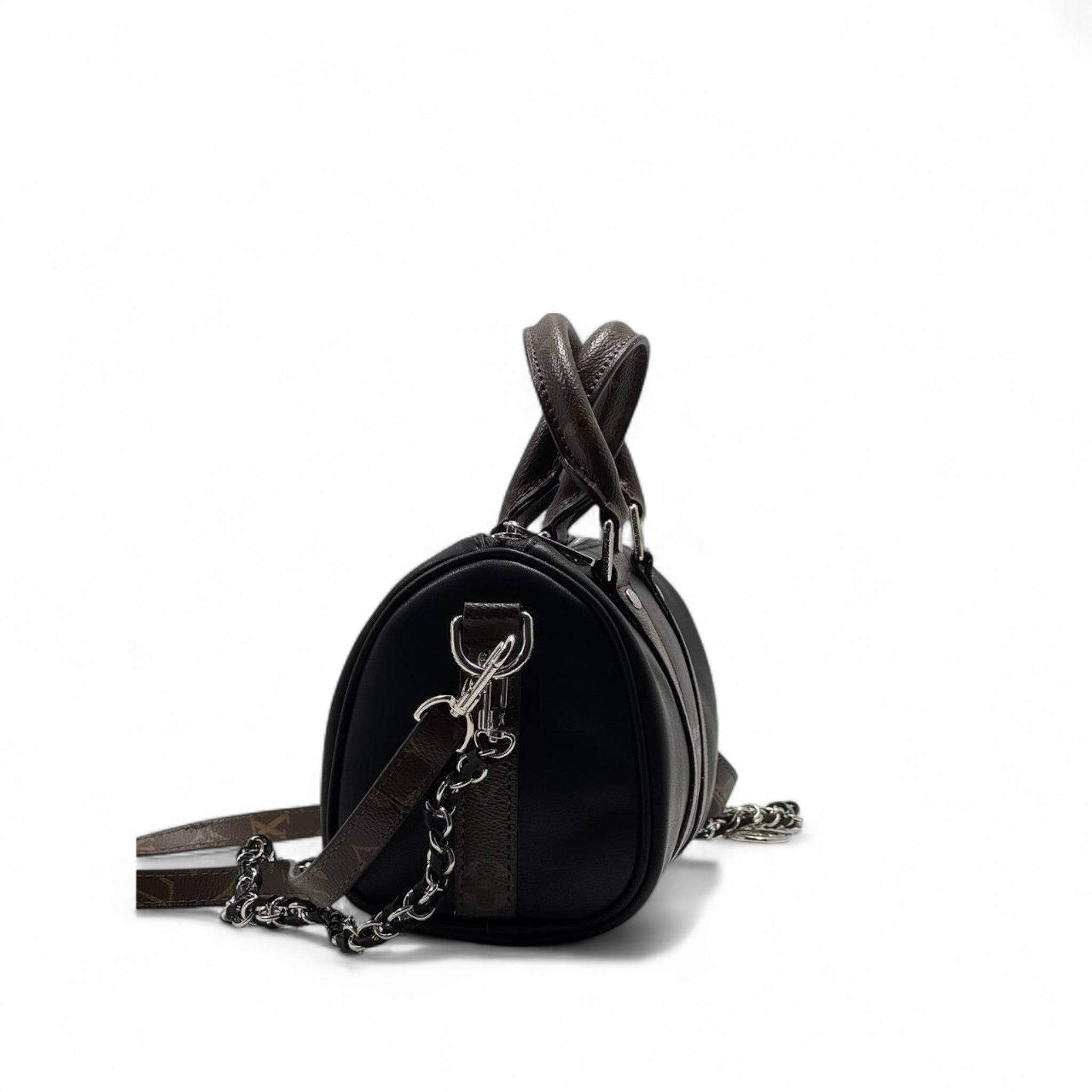 Louis Vuitton Monogram Duffle Shoulder Bag – Black Elegance 🖤🧳