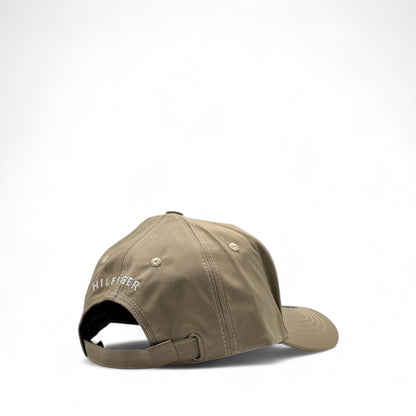 Tommy Hilfiger Varsity Cap – Khaki Edition 🧢🪖