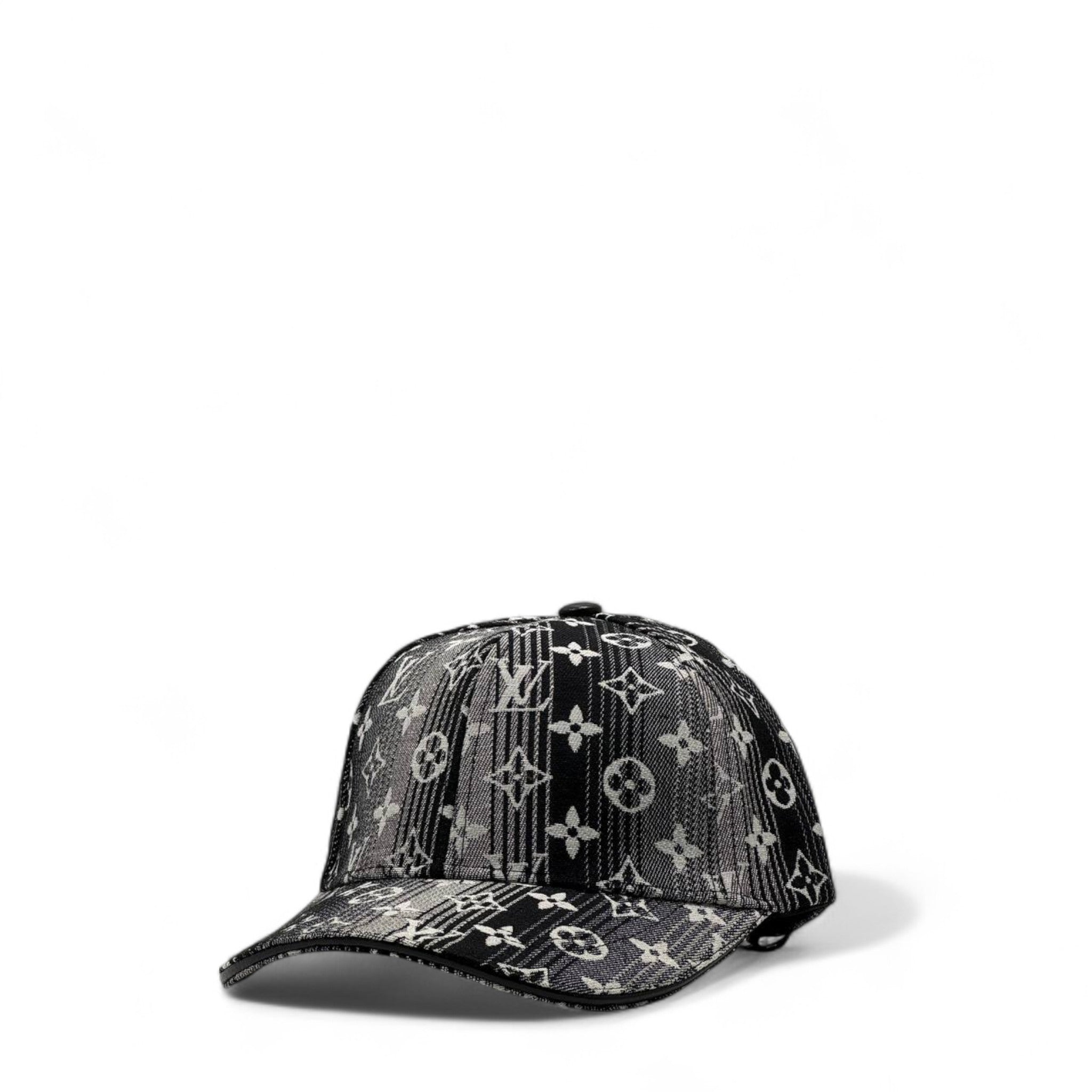Louis Vuitton Monogram Gradient Cap – Noir Edition 🖤🧢