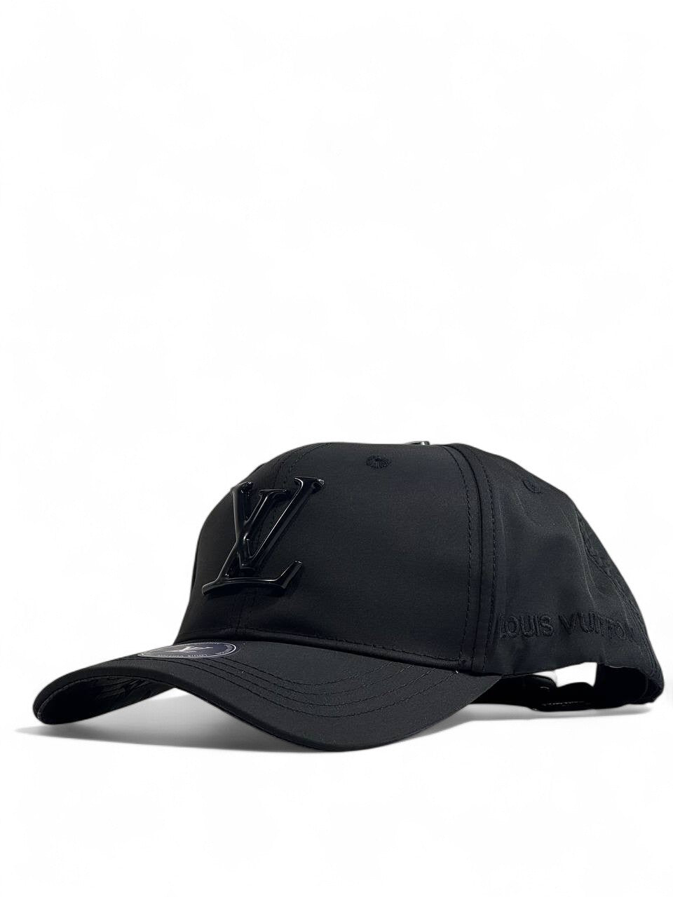 🖤 Louis Vuitton All-Black Metal Logo Cap 🖤