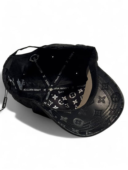 🖤 Louis Vuitton All-Black Metal Logo Cap 🖤