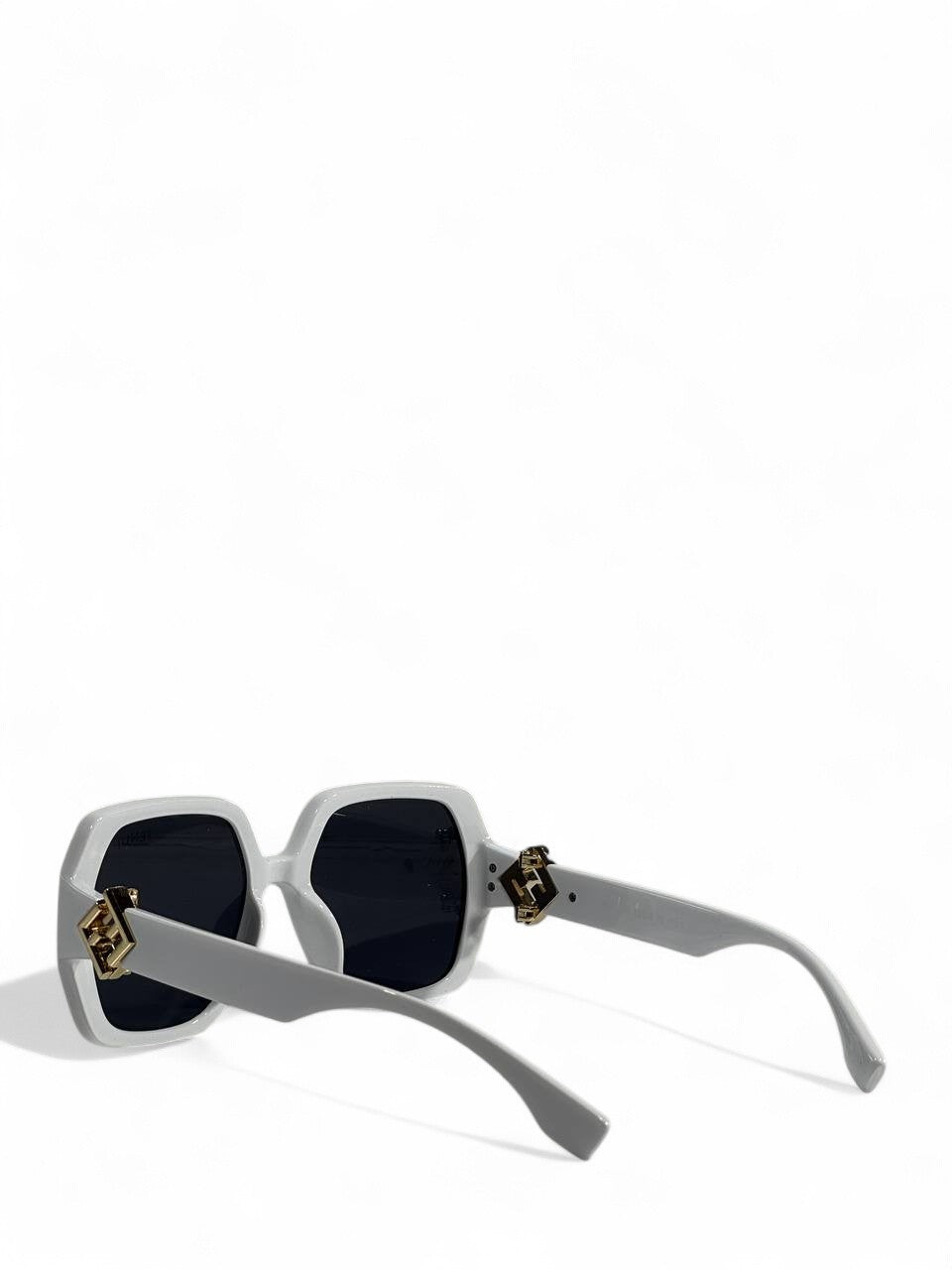 🤍 Fendi White Iconic Square Sunglasses – Gold Accent Edition