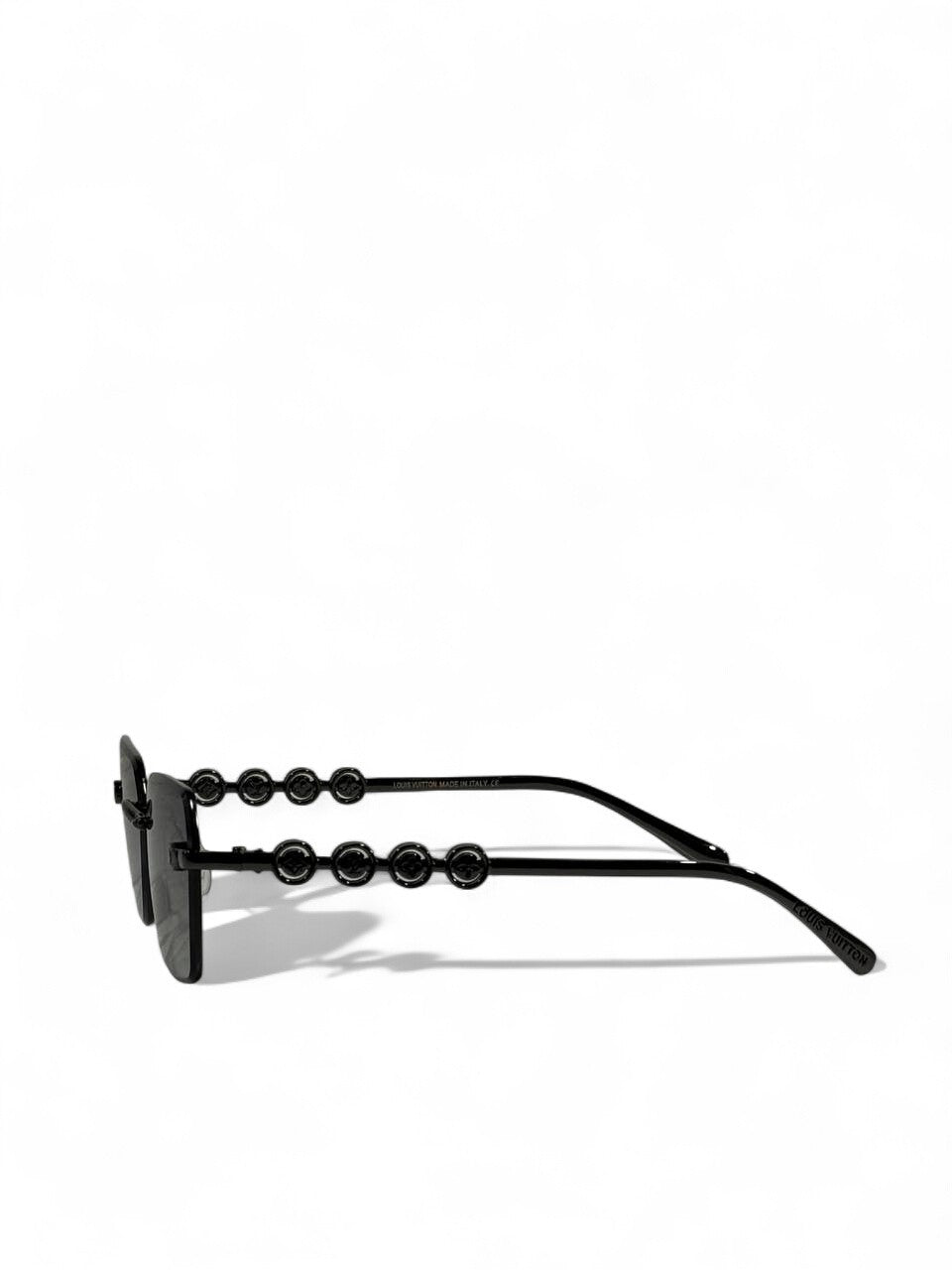 🖤 Louis Vuitton Black Monogram Chain Sunglasses
