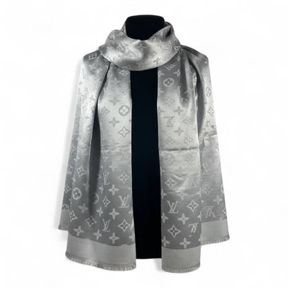 🩶 Louis Vuitton Silver Double-Face Monogram Scarf – Elegant Reversible Shine
