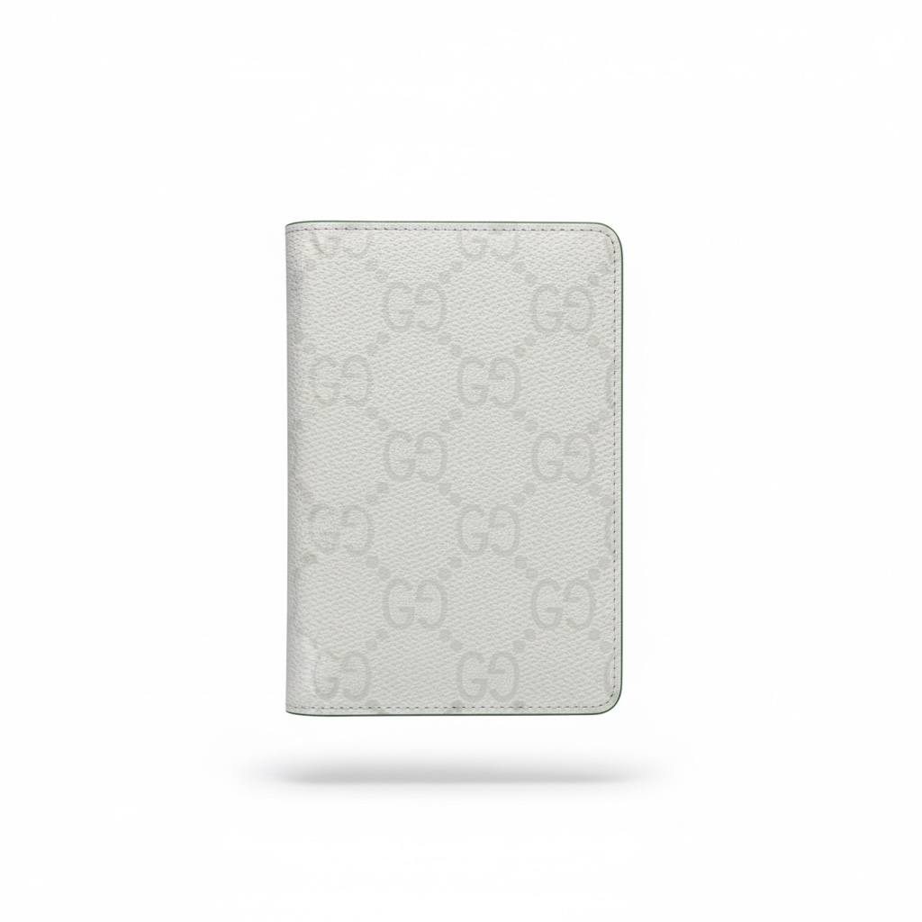 Gucci GG White Monogram Long Wallet – Luxury Signature Design 🤍✨