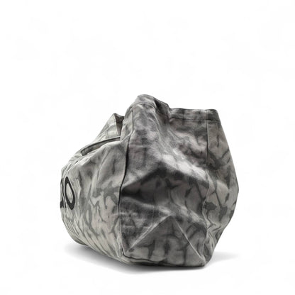 Alo Yoga Oversized Quilted Gym Tote 🖤🧘 – Marble Camo Edition