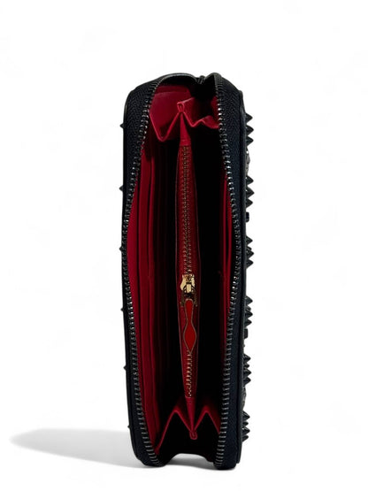 🖤 Christian Louboutin Black Studded Wallet – Glamorous Edge, Timeless Sophistication 💎