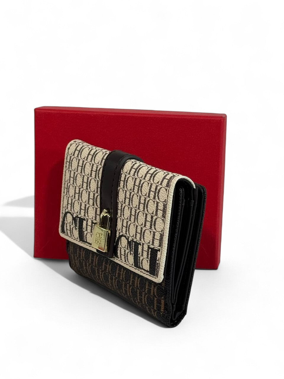 🖤 Carolina Herrera CH Monogram Wallet – Dual-Tone Elegance Edition 🤍🤎