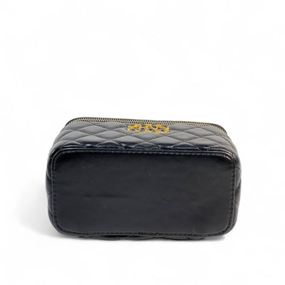 Chanel Black Quilted Vanity Bag 🖤 | Classic CC Gold Chain Handbag