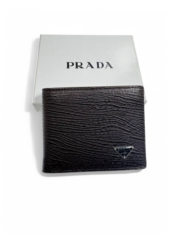 Prada Men's Bifold Wallet – deep brownTextured Leather with Signature Triangle Logo