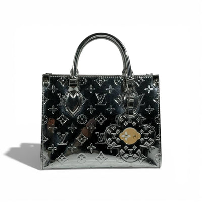👜 Louis Vuitton Silver Mirror Monogram Tote Bag