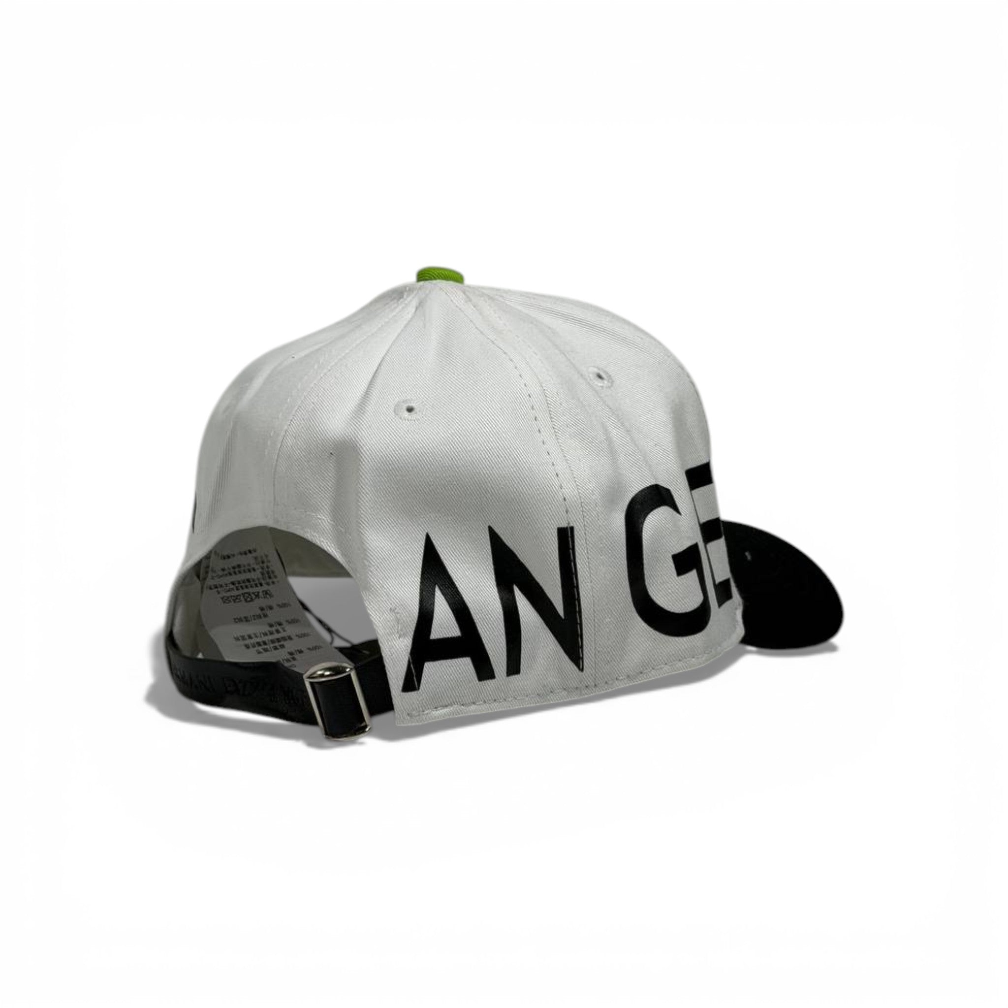 🧢 Armani Exchange Bold Logo Baseball Cap – White & Black Contrast Style ⚪⚫