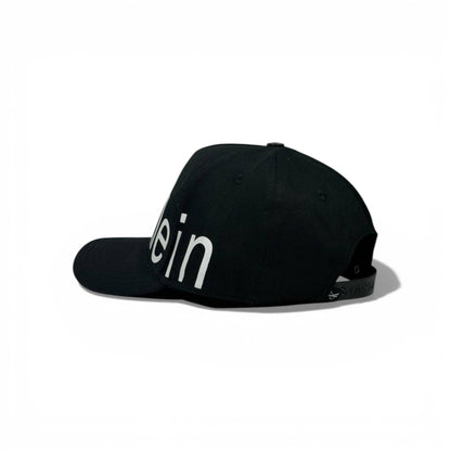 🧢 Calvin Klein Logo Baseball Cap – Black Minimal Designer Style ⚫✨