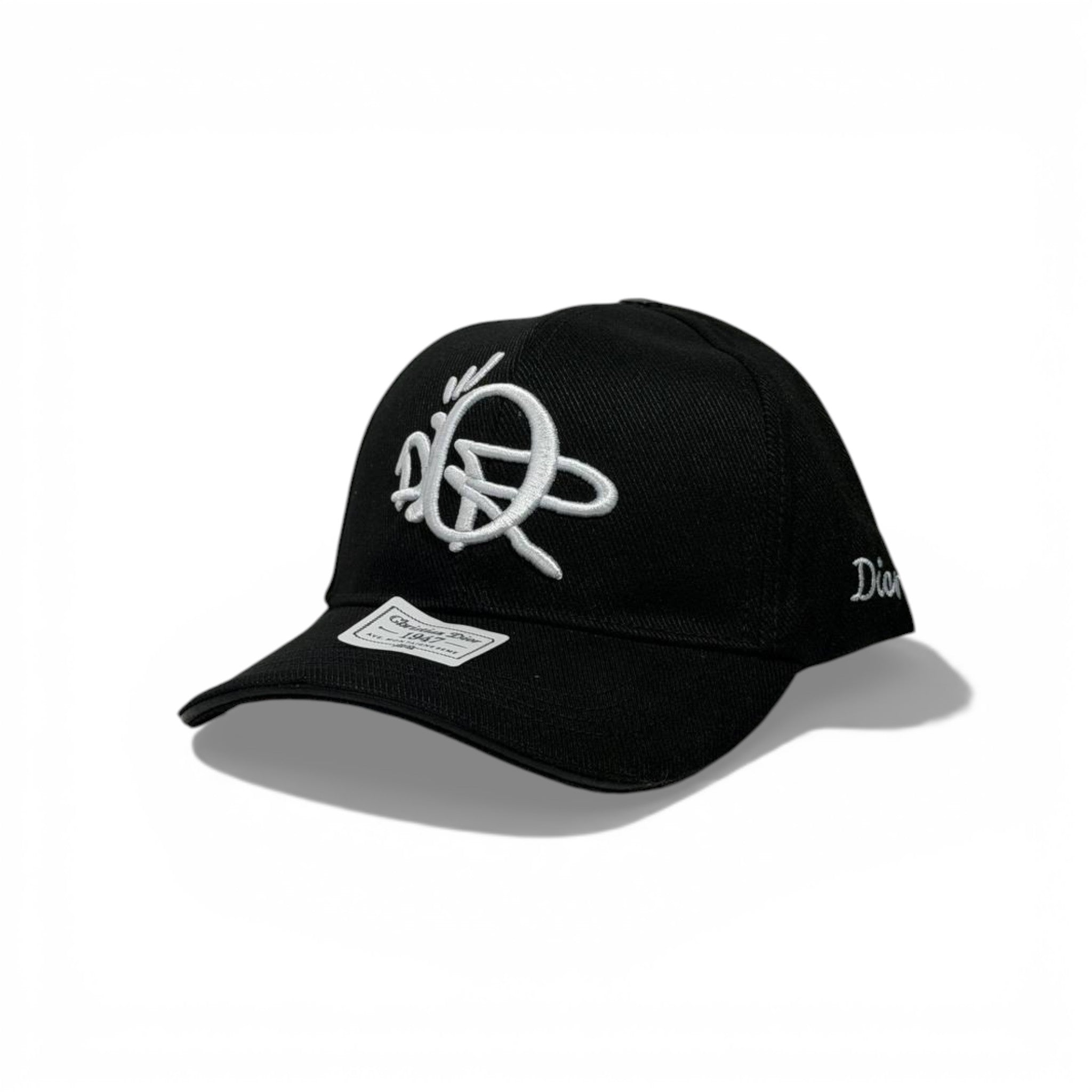 🧢✨ Christian Dior Embroidered Logo Baseball Cap – Black Luxury Style