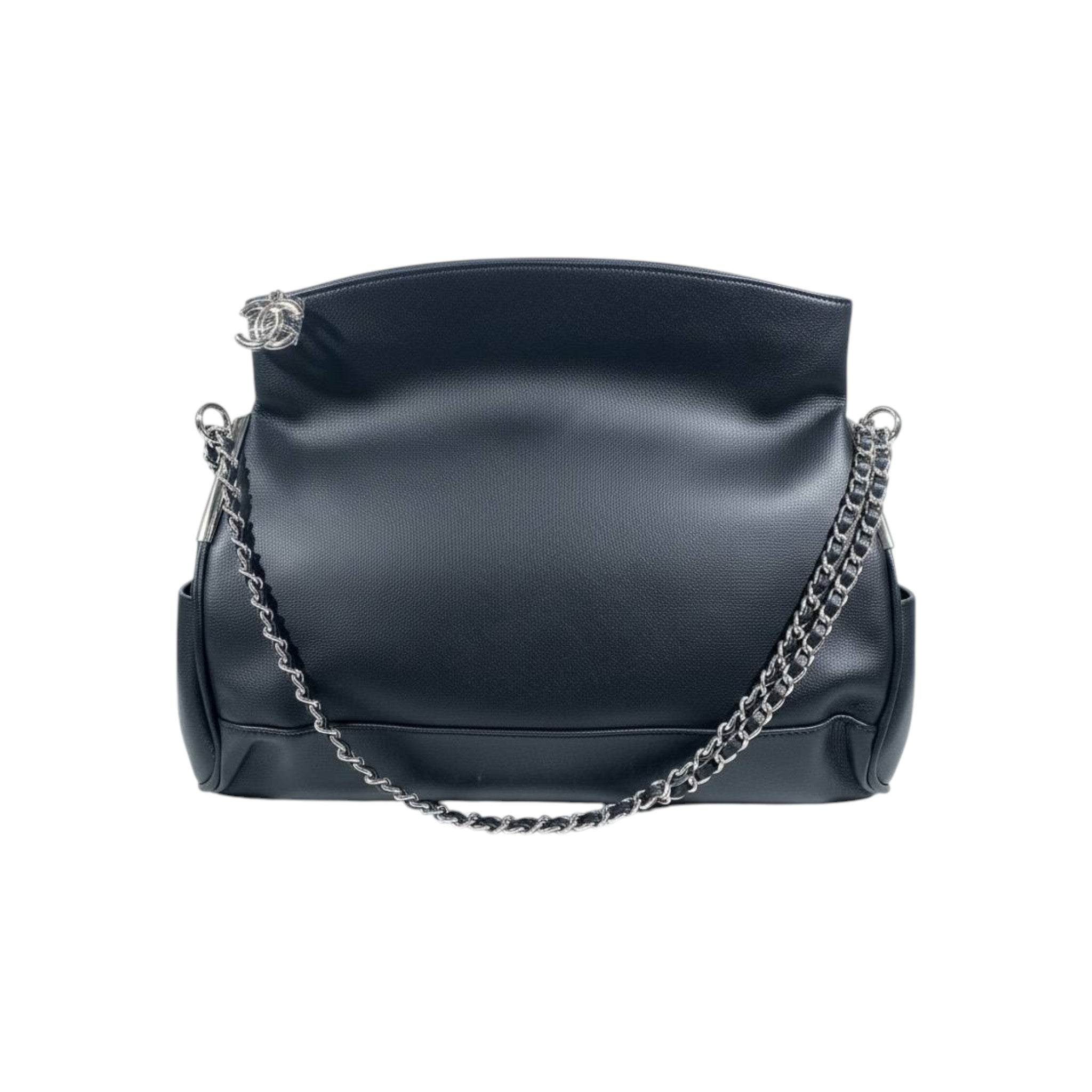 Chanel Black Leather Shoulder Bag with Silver Chain Strap 🖤✨