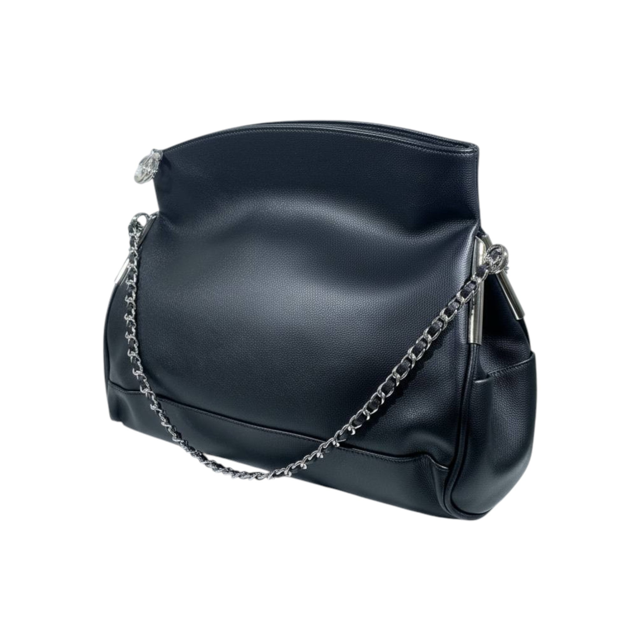 Chanel Black Leather Shoulder Bag with Silver Chain Strap 🖤✨