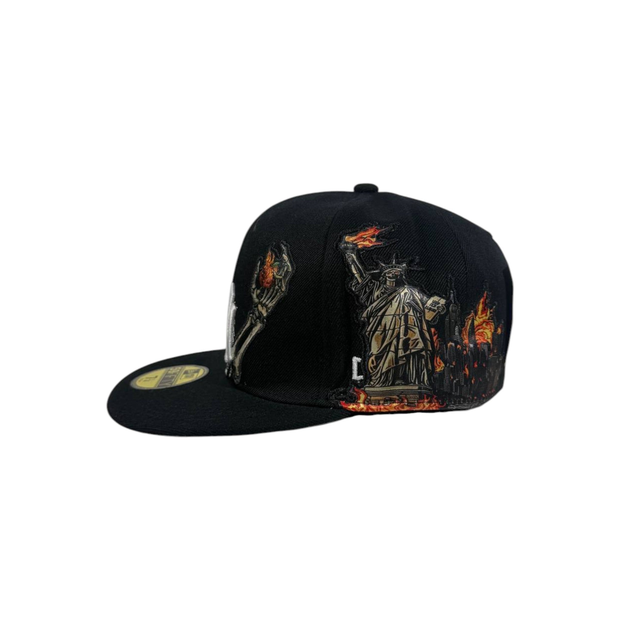 New York Yankees Graphic Black Fitted Cap – Flame Art Design 🔥🧢