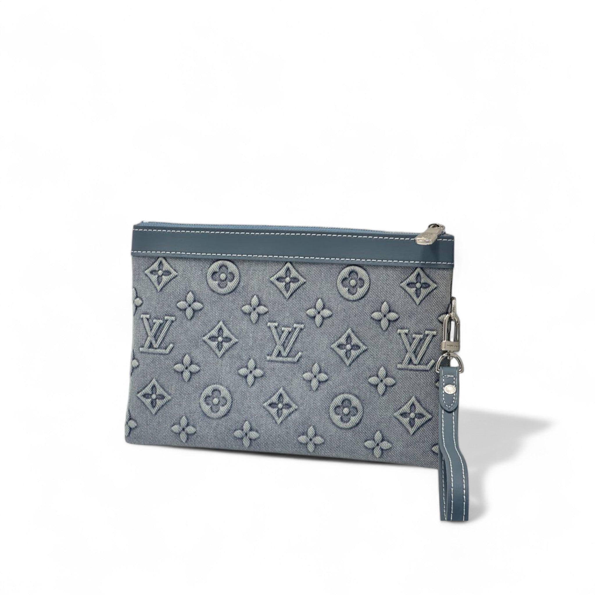 LOUIS VUITTON Denim Monogram Wrist Pouch 💙 | Vintage-Chic Parisian Vibes