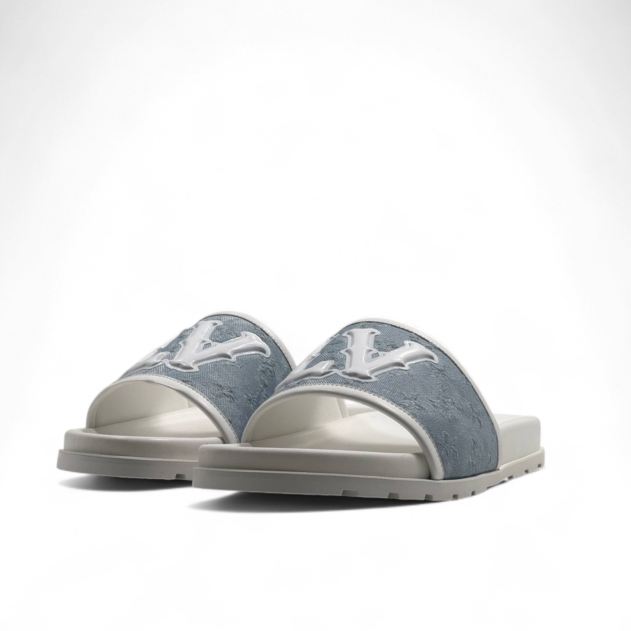 Louis Vuitton Denim Slide Slippers – Light Blue & White Comfort 🧊👟