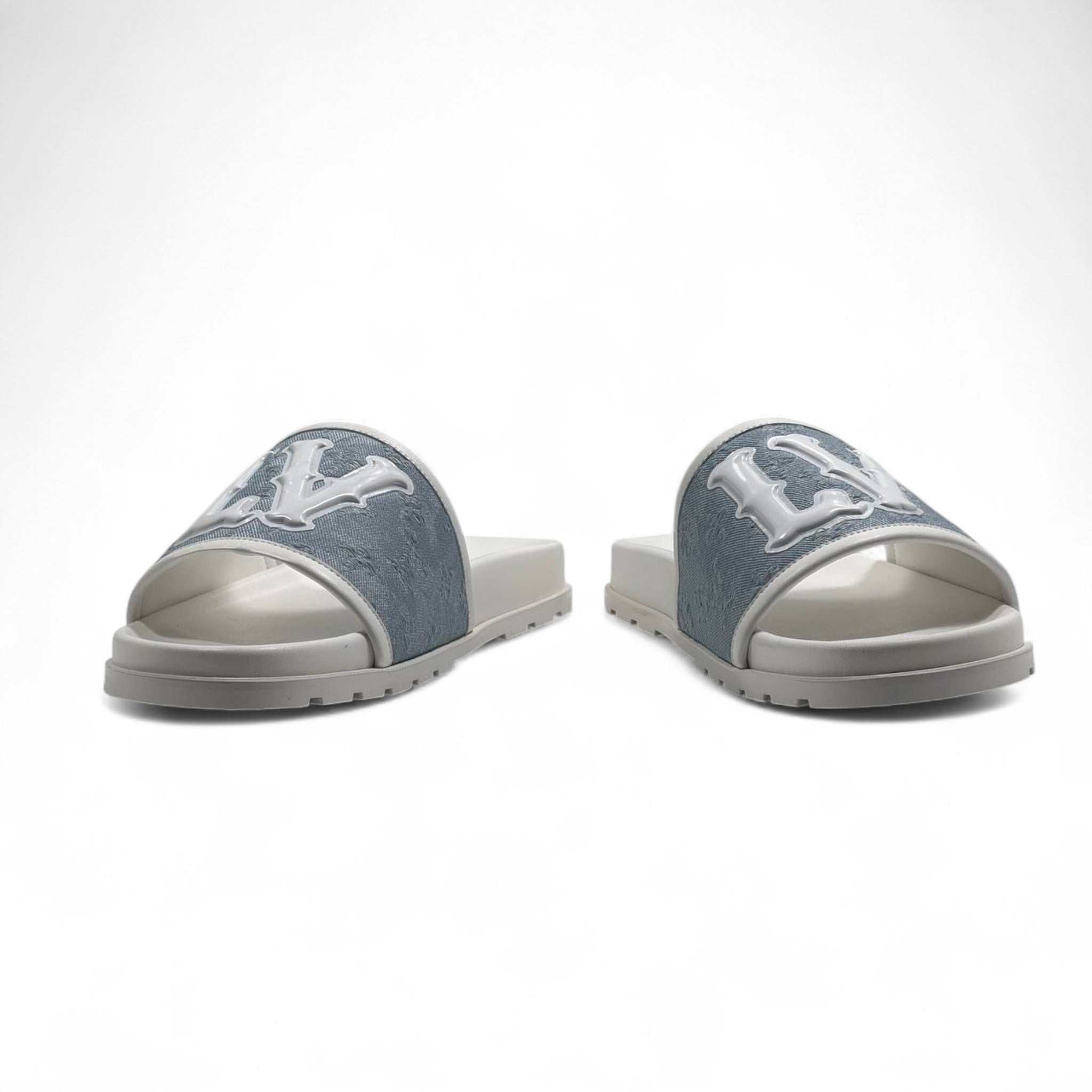 Louis Vuitton Denim Slide Slippers – Light Blue & White Comfort 🧊👟