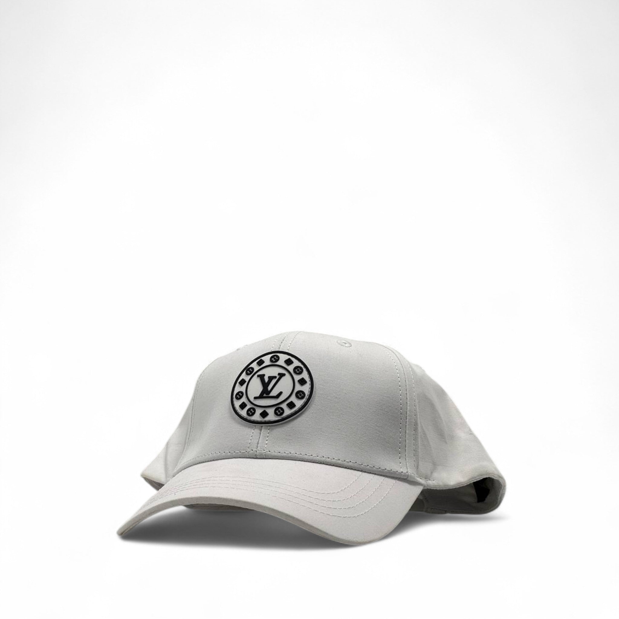 Louis Vuitton Badge Cap – Elegant Grey Streetwear 🩶🖤🧢
