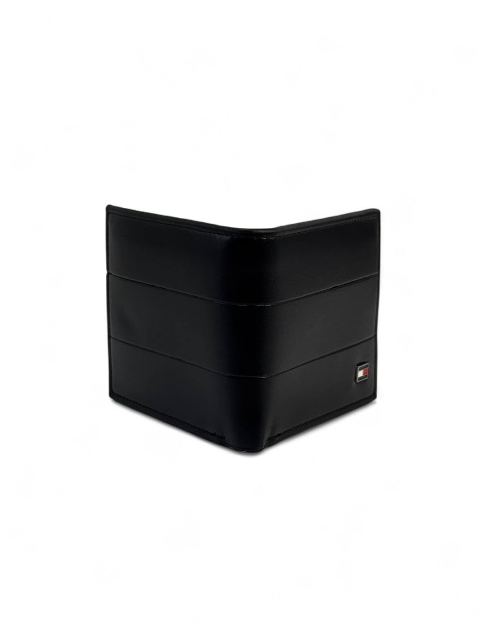 Tommy Hilfiger-Inspired Black Leather Wallet – Minimal Design, Maximum Sophistication 🖤✨