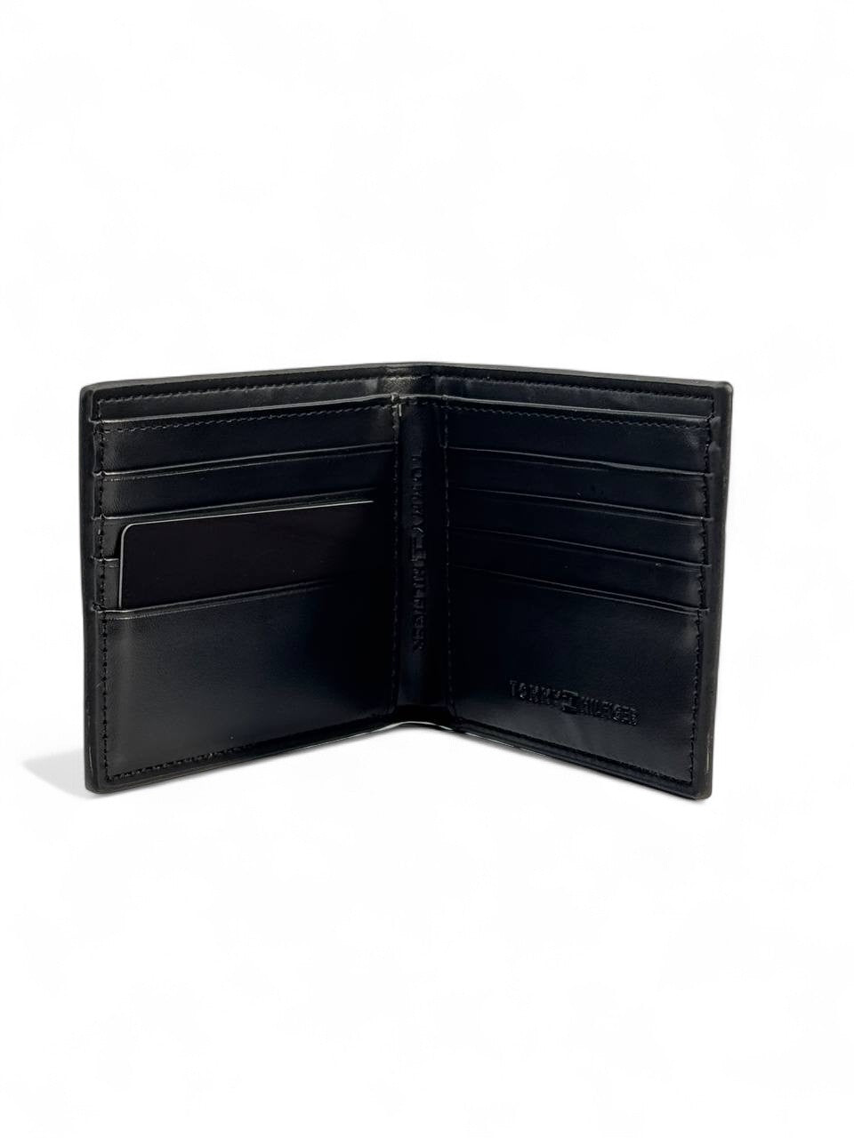 Tommy Hilfiger-Inspired Black Leather Wallet – Minimal Design, Maximum Sophistication 🖤✨