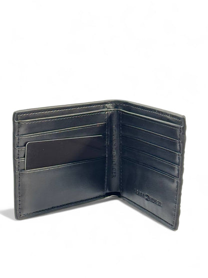 Tommy Hilfiger-Inspired Embossed Pattern Wallet – Modern Texture, Timeless Elegance 🖤✨