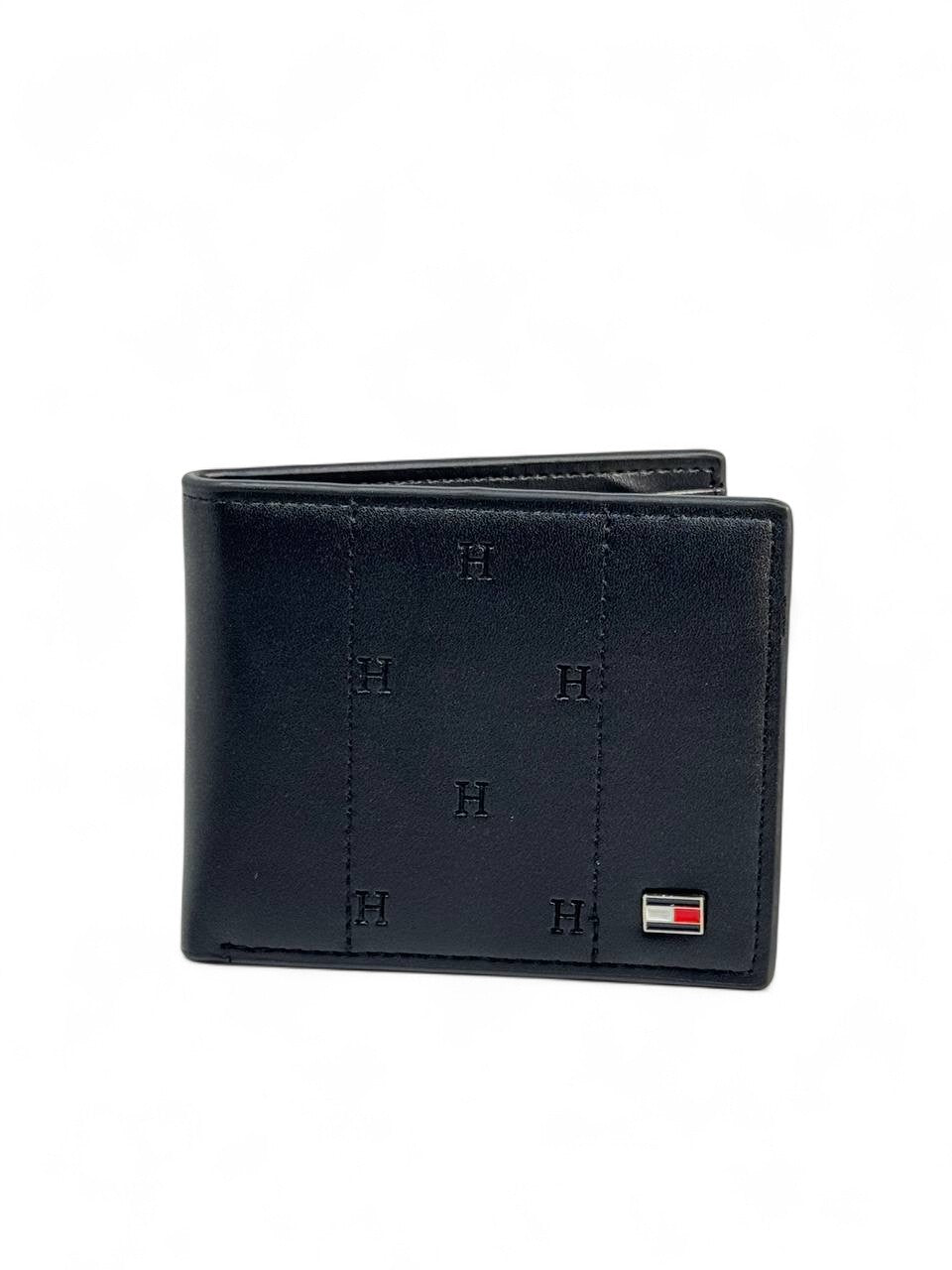 Tommy Hilfiger-Inspired “H” Embossed Black Wallet – Classic Craftsmanship, Modern Confidence 🖤✨