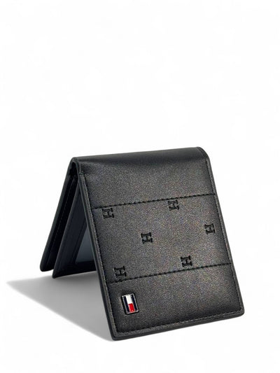 Tommy Hilfiger-Inspired “H” Embossed Black Wallet – Classic Craftsmanship, Modern Confidence 🖤✨