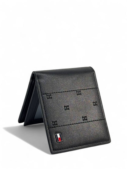 Tommy Hilfiger-Inspired “H” Embossed Black Wallet – Classic Craftsmanship, Modern Confidence 🖤✨