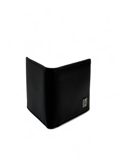 Tommy Hilfiger-Inspired TH Logo Black Wallet – Subtle Power, Timeless Design 🖤✨