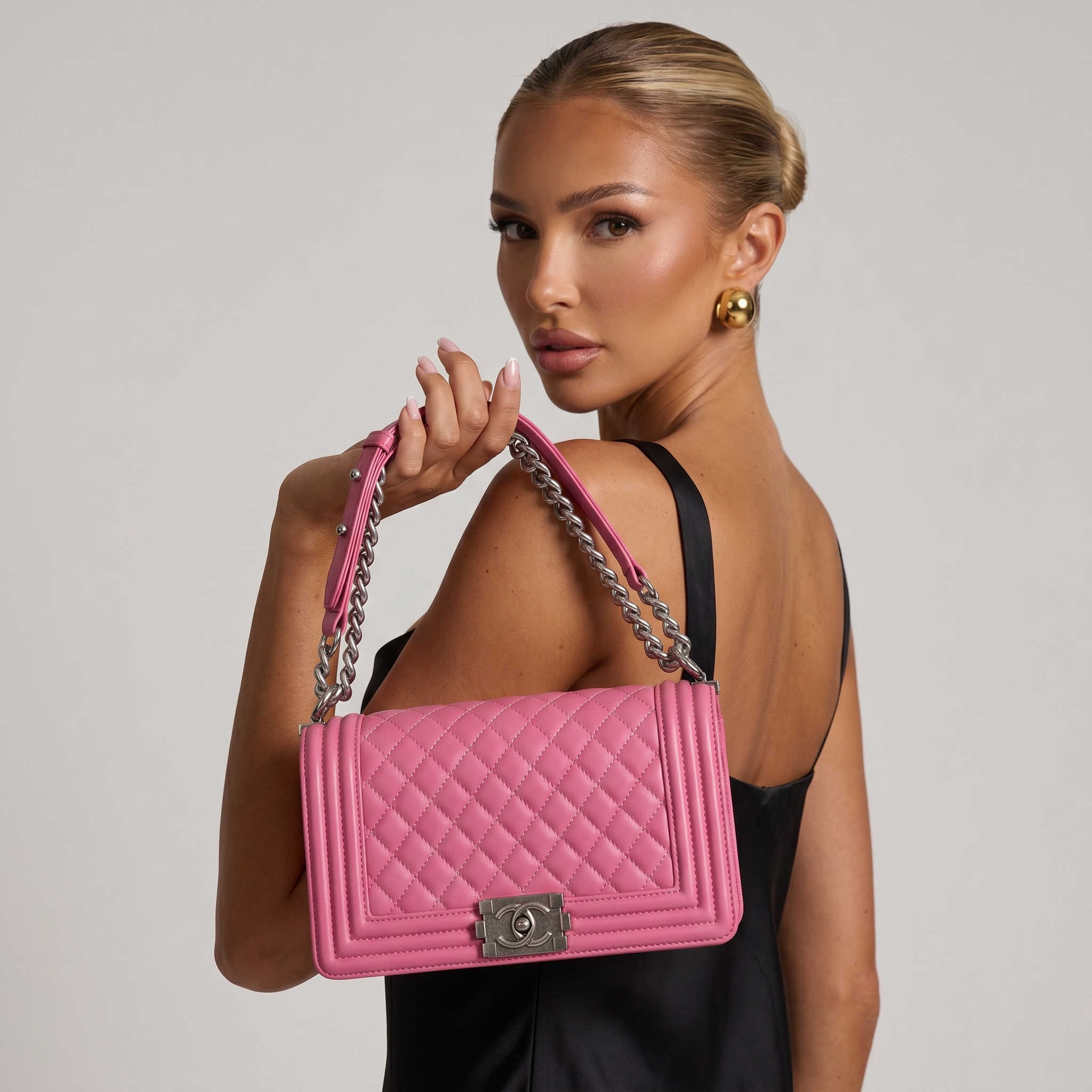 💖 Chanel Pink Quilted Chain Shoulder Bag