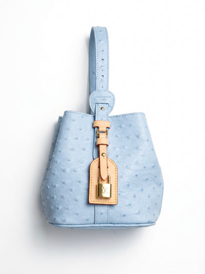 🩵 Louis Vuitton Lockme Bucket Bag – Sky Blue Ostrich Leather ✨