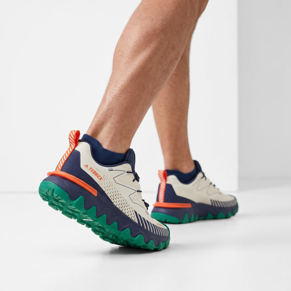 Adidas Terrex – Cream Navy Trail Runner 🥾