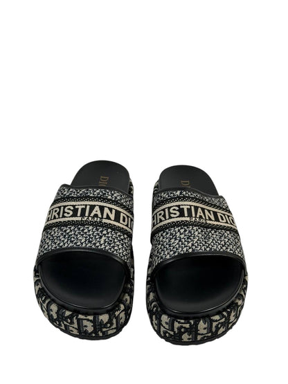 DIOR Slides – Oblique Strap Edition 🖤✨