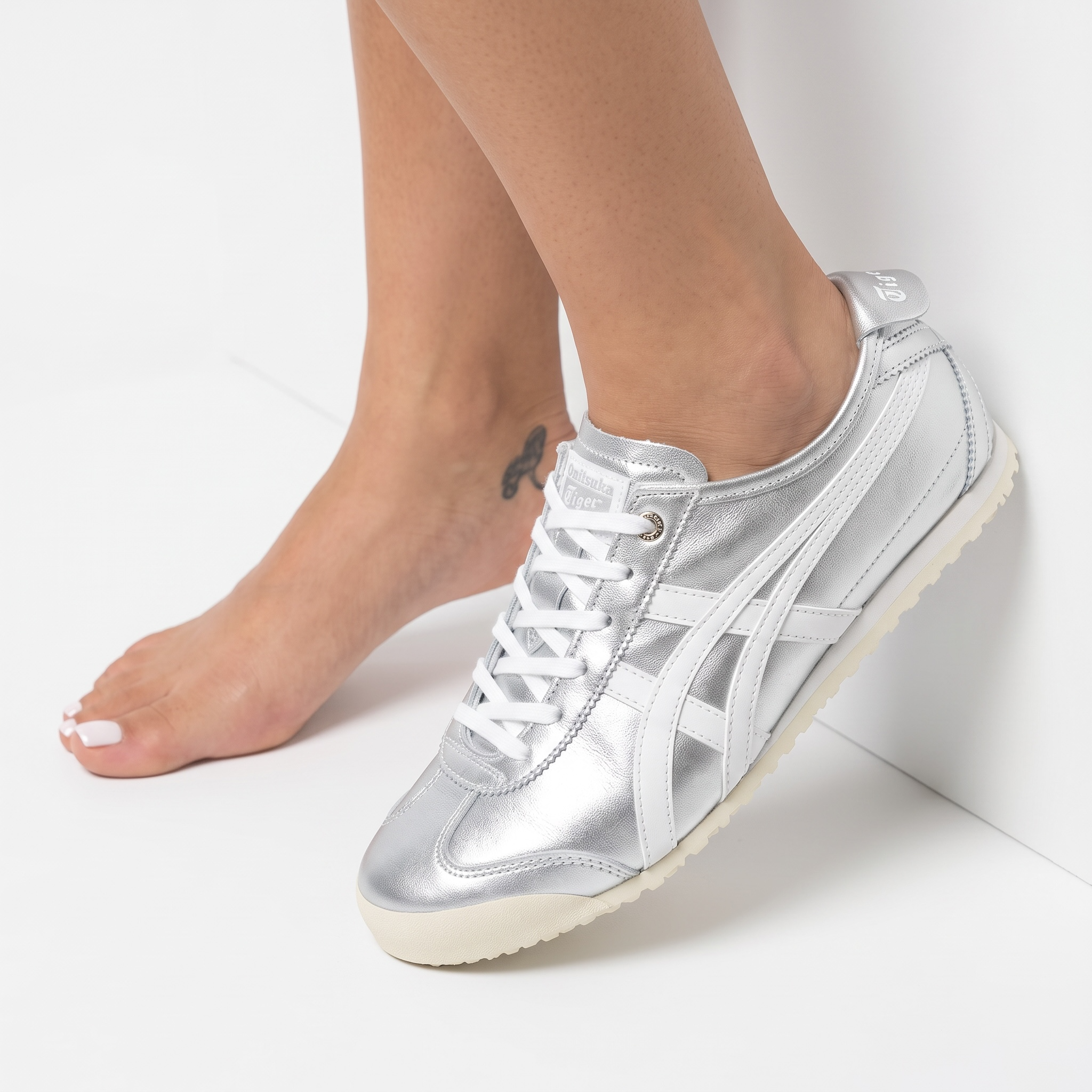 Onitsuka Tiger Mexico 66 – Silver/Cream ✨👟