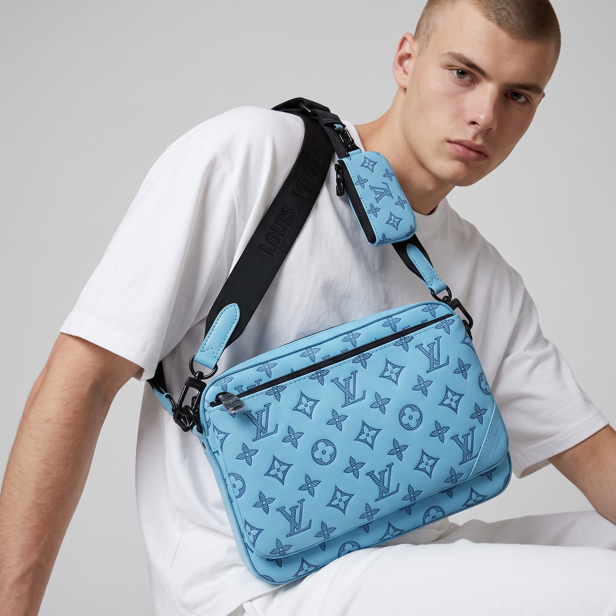 💙 Louis Vuitton Monogram Eclipse Messenger Bag Set – Sky Blue