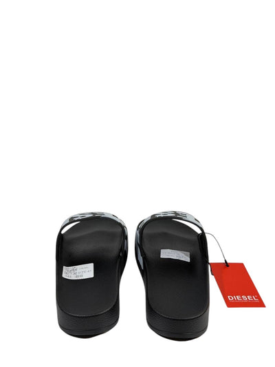 DIESEL Slides – Black & White Logo Edition ⚫⚪