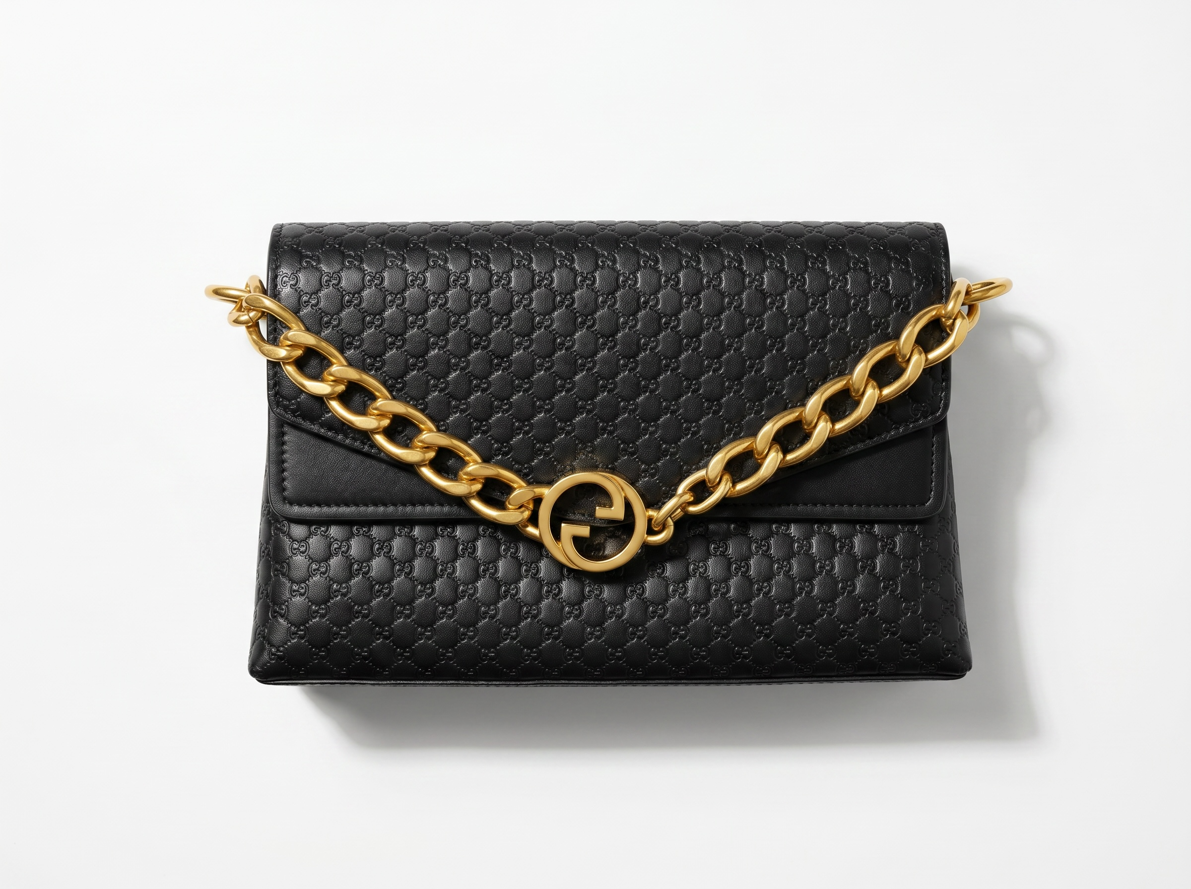 Gucci Black GG Emblem Chain Shoulder Bag 🖤✨