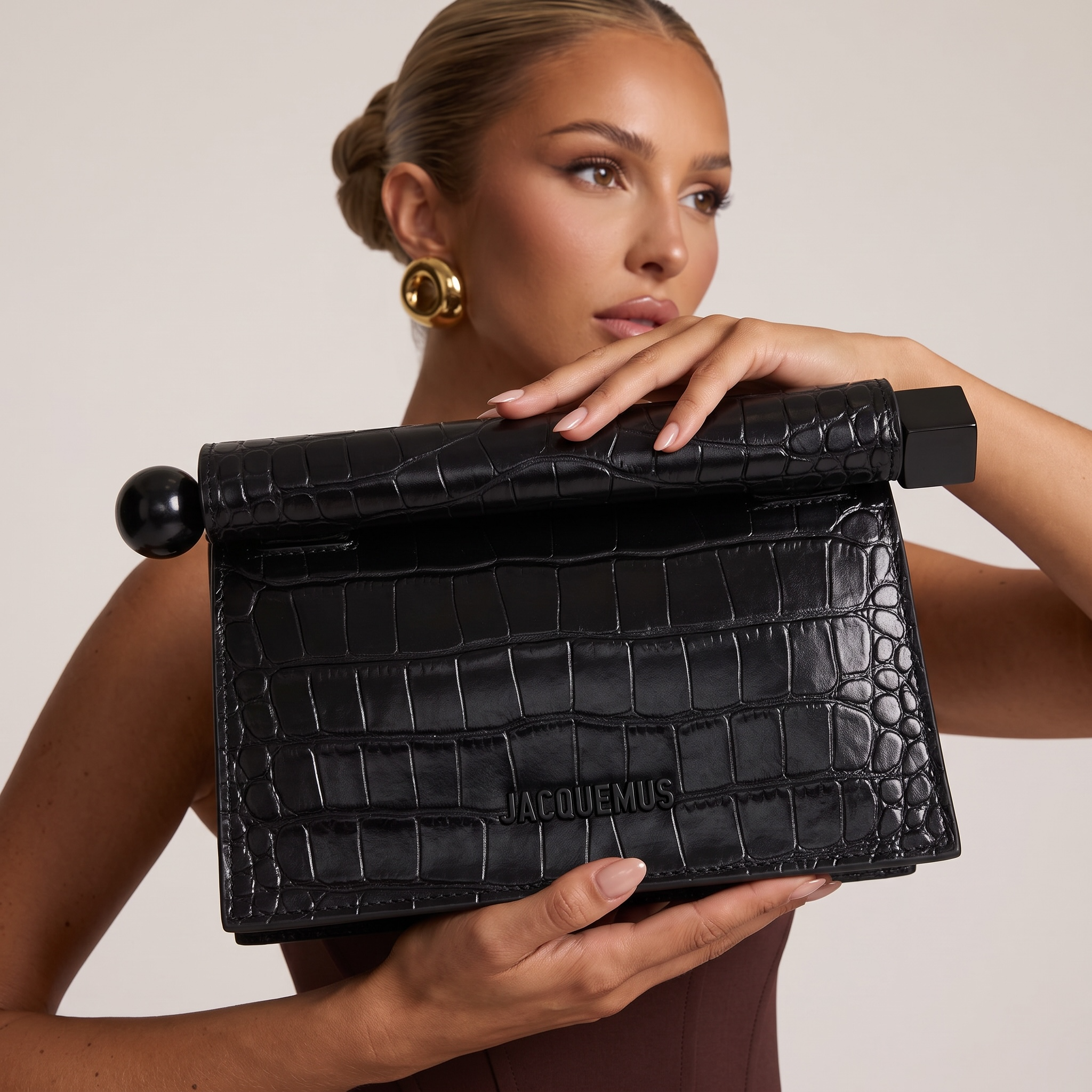 🖤 Jacquemus Croc-Embossed Leather Clutch