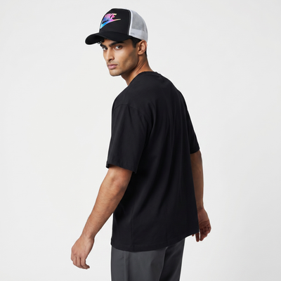 🧢 Nike Trucker Cap – Rainbow Swoosh Street Edition 🌈🔥