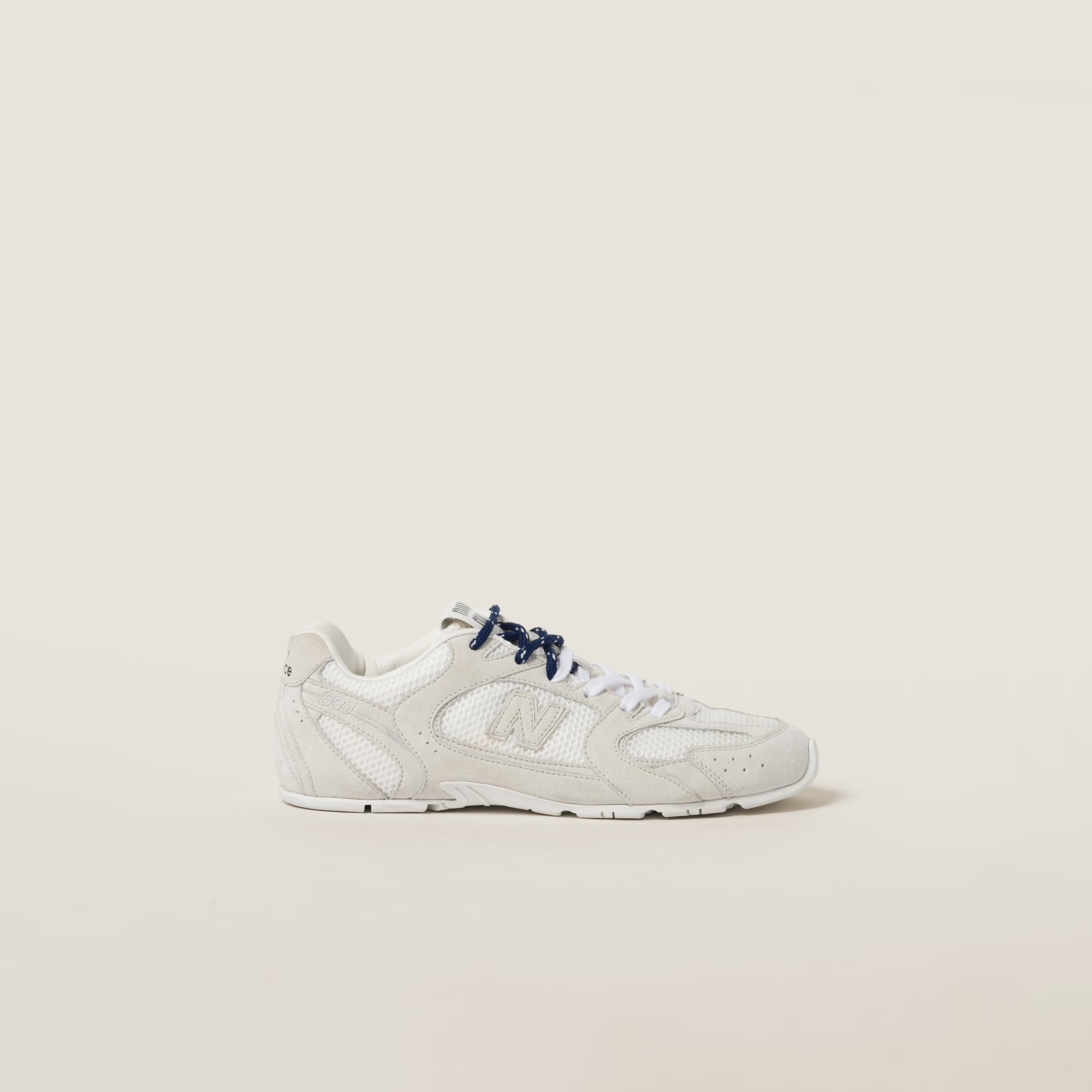 New Balance x Miu Miu 530 SL Sneakers White 👟✨🤍
