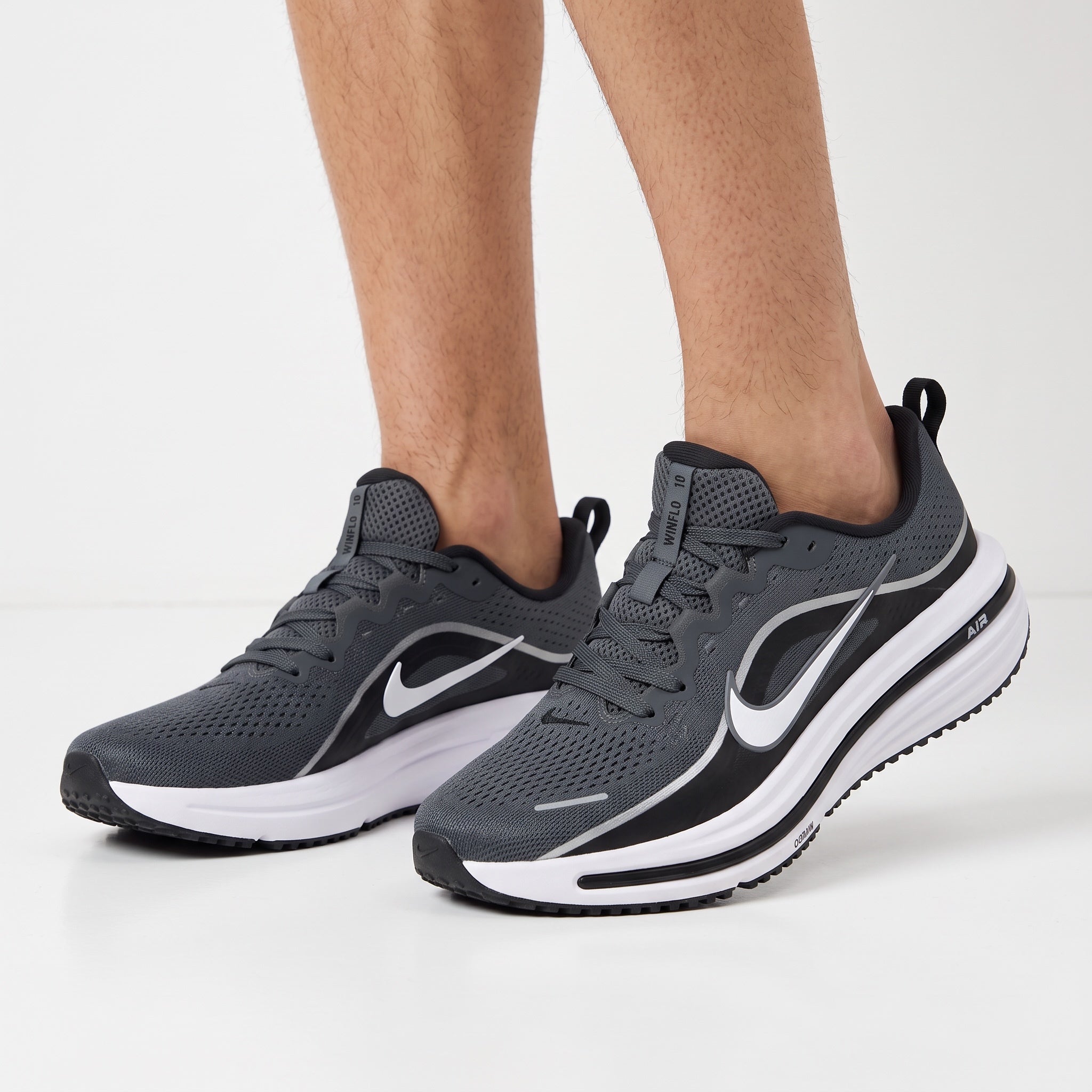 grey Nike Air Winflo 10 running sneaker side view