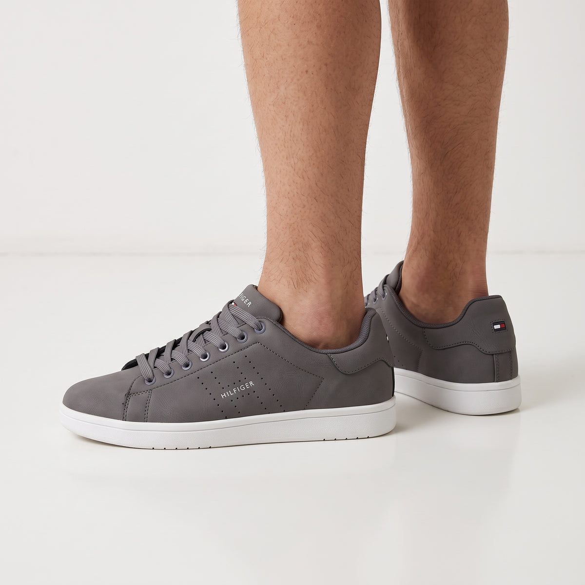 Tommy Hilfiger grey low-top court sneakers with white sole